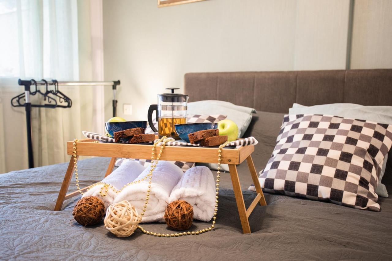Beautiful City Rooms Close To Acropolis Atenas Exterior foto