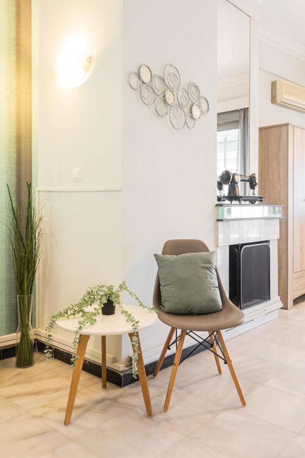 Beautiful City Rooms Close To Acropolis Atenas Exterior foto